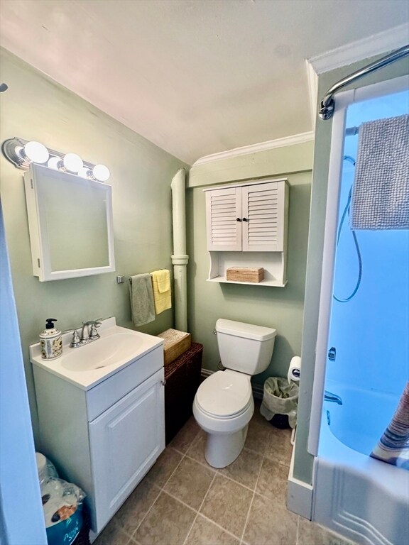 Building Photo - 198 Main St