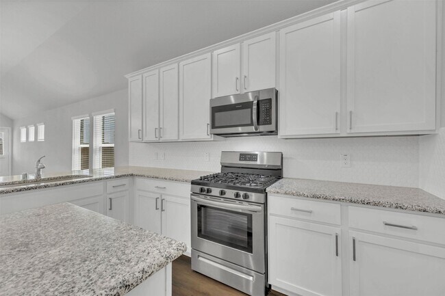 Building Photo - 22642 Rosebush Hl Rd