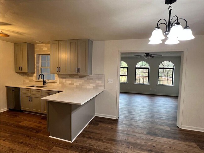 Building Photo - 1745 Mineral Springs Rd