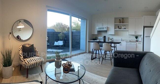 Building Photo - 725 SE 78th Ave