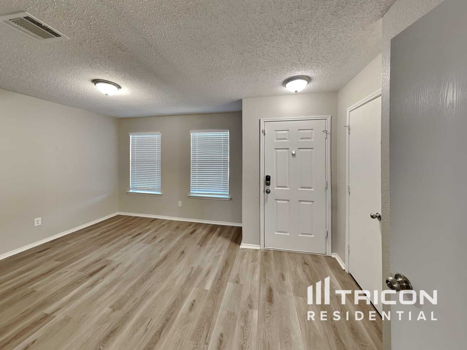 Building Photo - 211 Meagan St