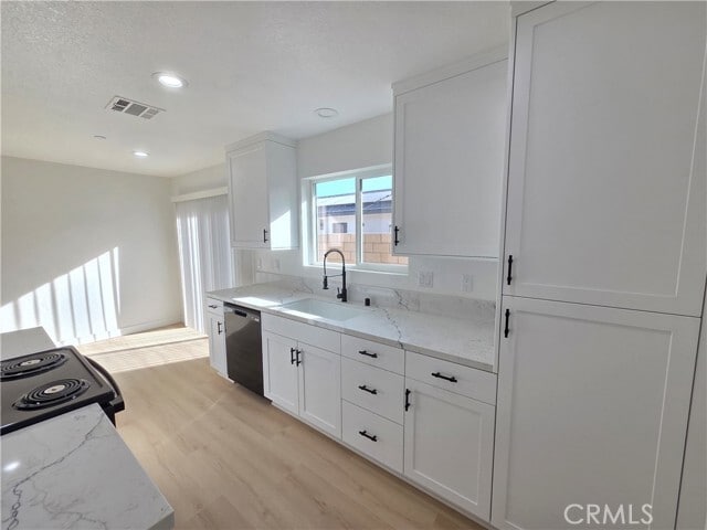 Building Photo - 34757 Ave H