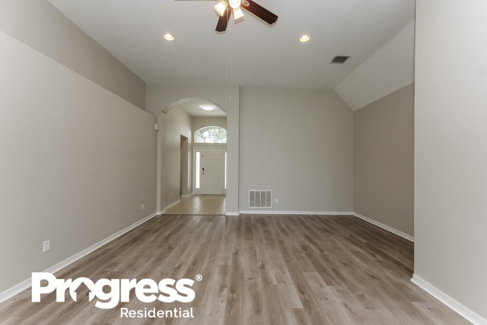 Building Photo - 17730 Ayrshire Blvd