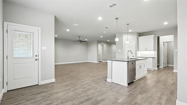Building Photo - 304 Lelo Ln