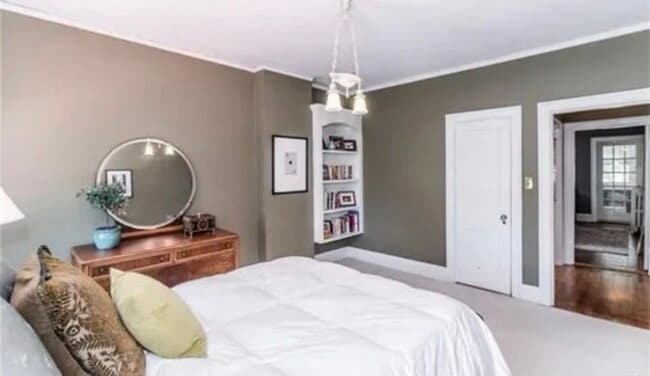 Building Photo - 3213 W Grace St