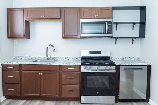 Building Photo - 1 Parkview St