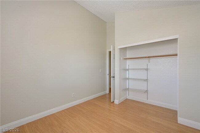 Building Photo - 2616 Camphor Tree St