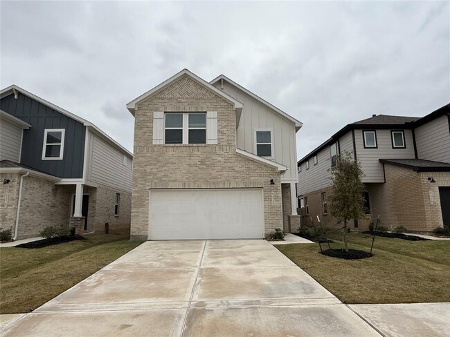 Primary Photo - 5019 Ricochet Ln
