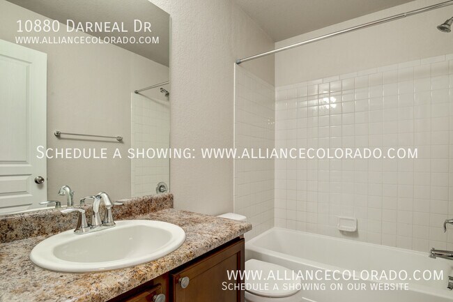 Building Photo - 10880 Darneal Dr