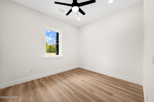 Building Photo - 114 Lake Merial Trail