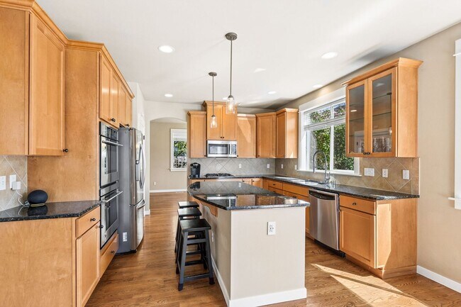 Building Photo - 5 Bedroom 3 Bath Home in Bothell Beaumont Sub Division $4300