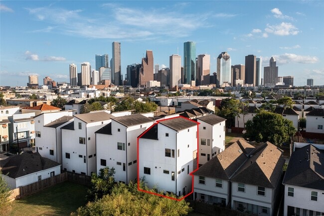 Building Photo - 1505 Colorado St