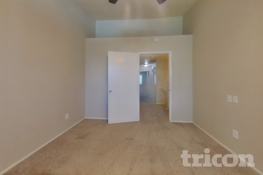 Building Photo - 7617 Roberta Ln