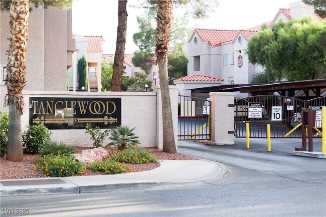 Building Photo - 5225 W Reno Ave