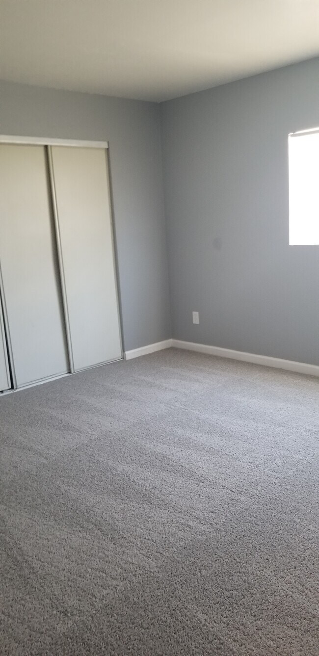 Building Photo - 4706 Cessna Ave