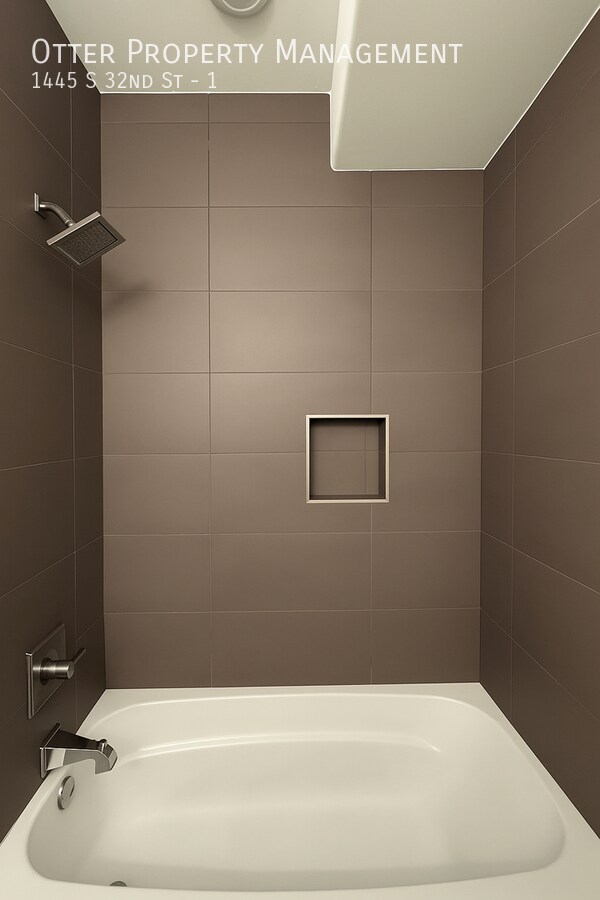 Building Photo - 1445 S 32nd St