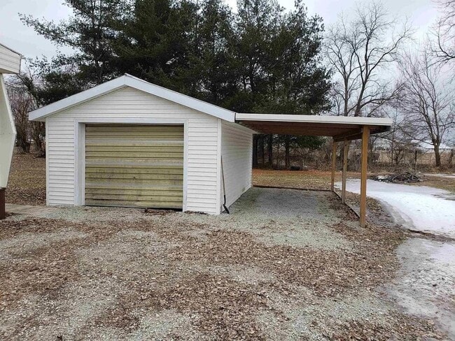 Building Photo - 111 Franklin St