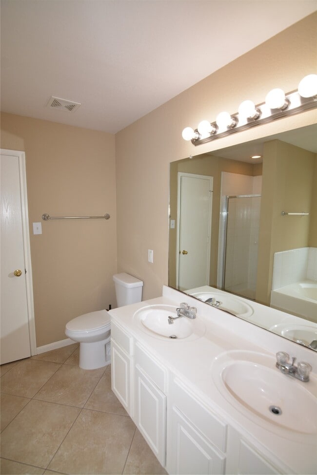 Building Photo - 3903 Brighton Springs Ln