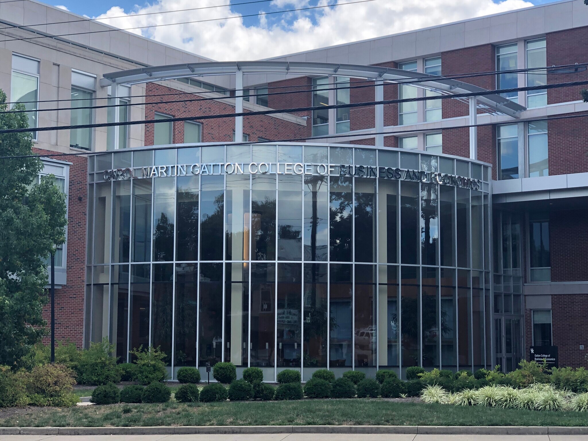 Building Photo - 563 Limestone S