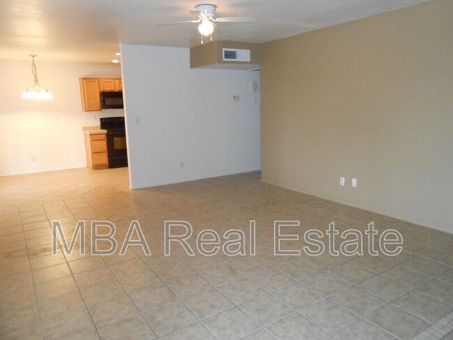 Building Photo - 1849 E 8th Ave