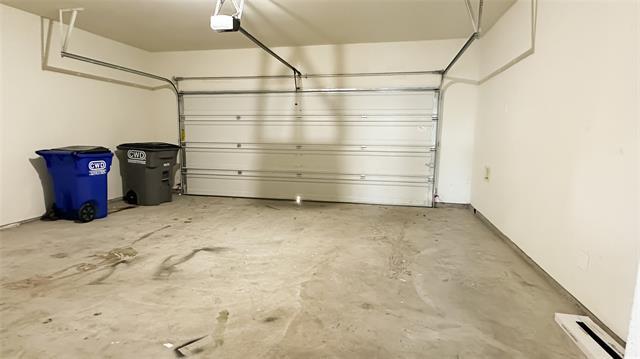 Building Photo - 9415 Bald Cypress St