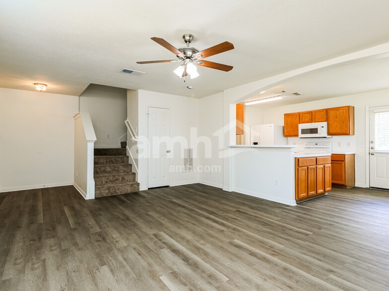 Building Photo - 13741 Bighorn Trail