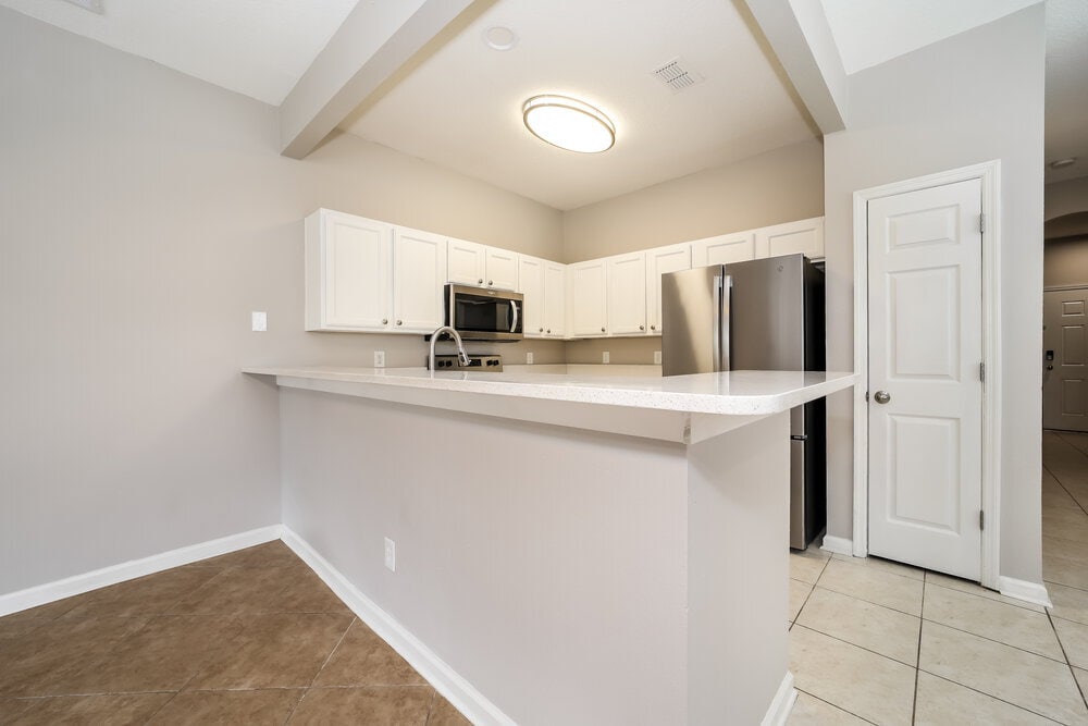 Building Photo - 5860 Sandstone Way