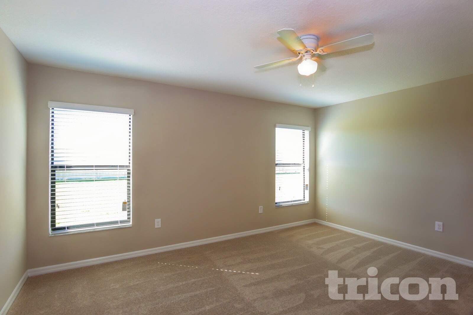 Building Photo - 9654 Sage Creek Dr