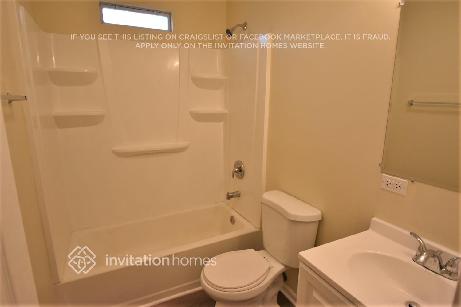 Building Photo - 401 Tallman Ave