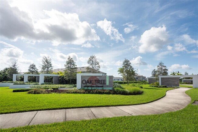 Building Photo - 4412 Silverwood Ln N