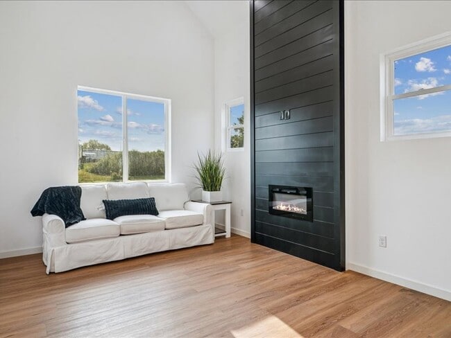 Building Photo - 1507 Duncan Dr