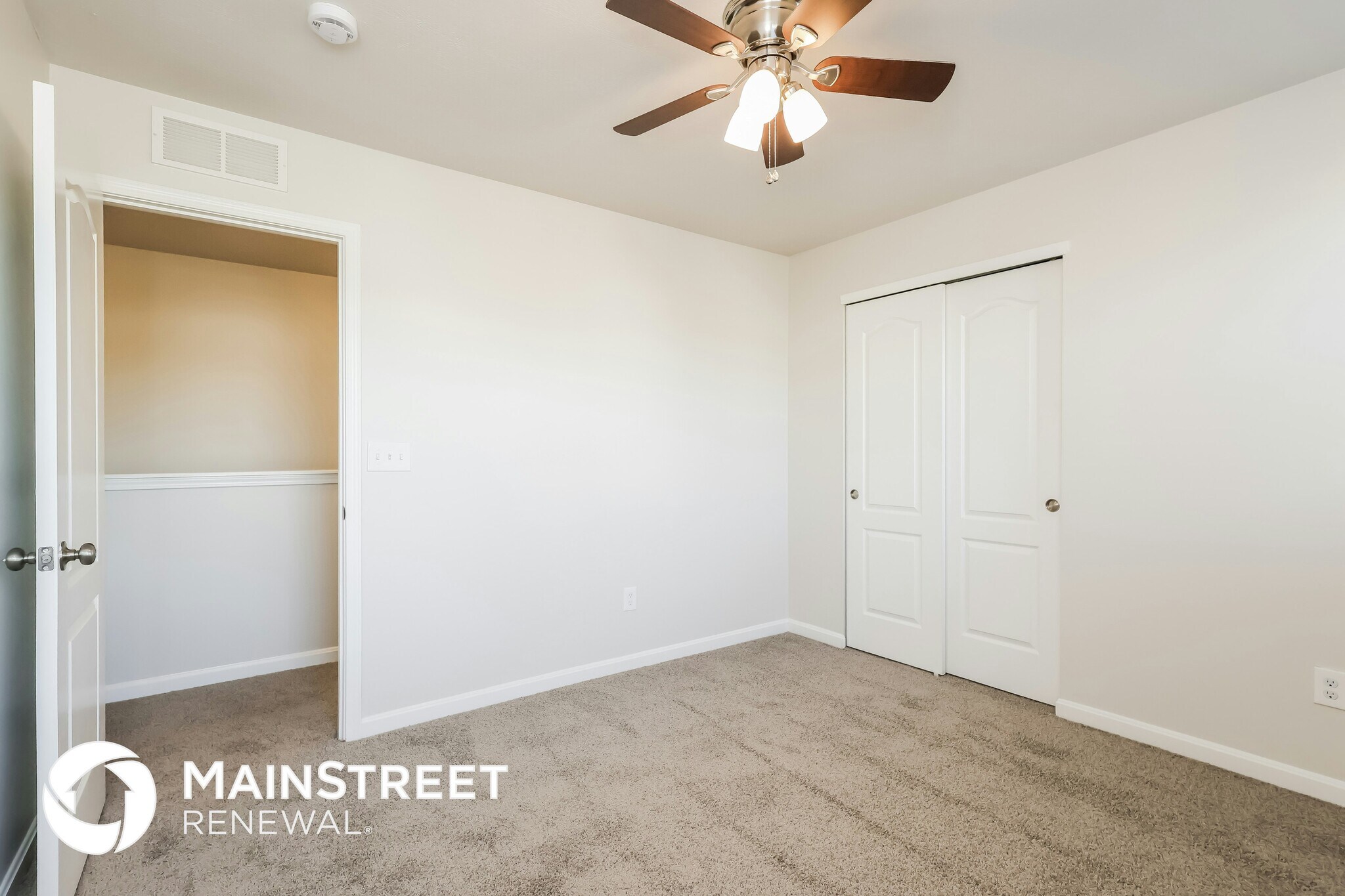 Building Photo - 6797 Brittany Oak Dr