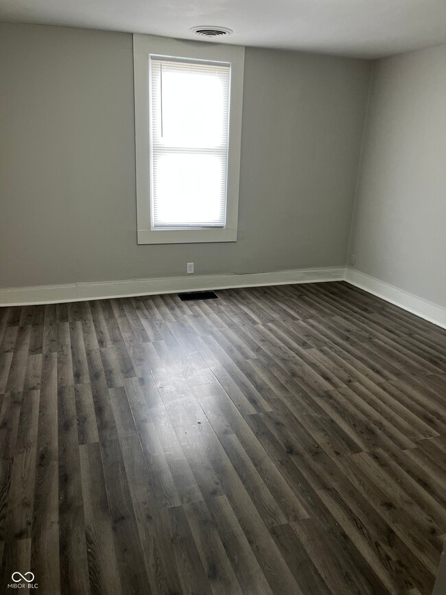 Building Photo - 1944 Shelby St