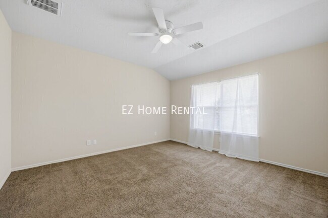 Building Photo - 2951 Hackamore Hollow Ln
