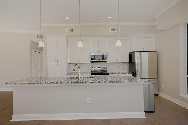 Building Photo - 300 St Joseph Pkwy