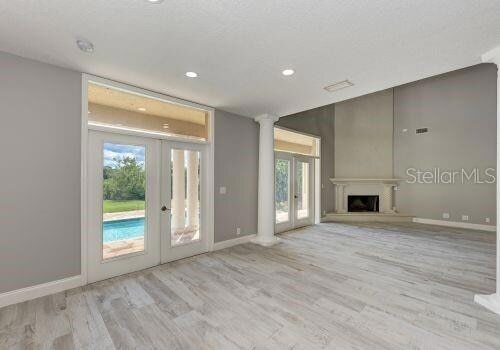 Building Photo - 1648 Bayshore Dr