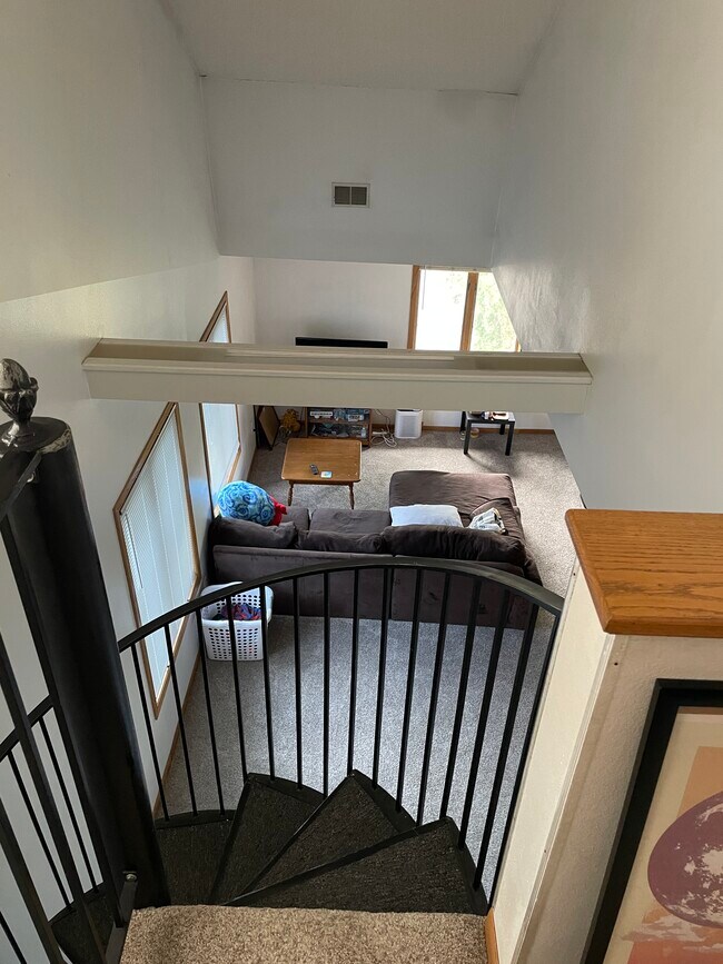 Building Photo - 2050 Keokuk St