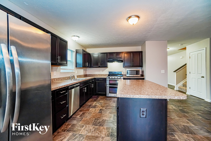 Building Photo - 202 Lanthorn Pond Dr