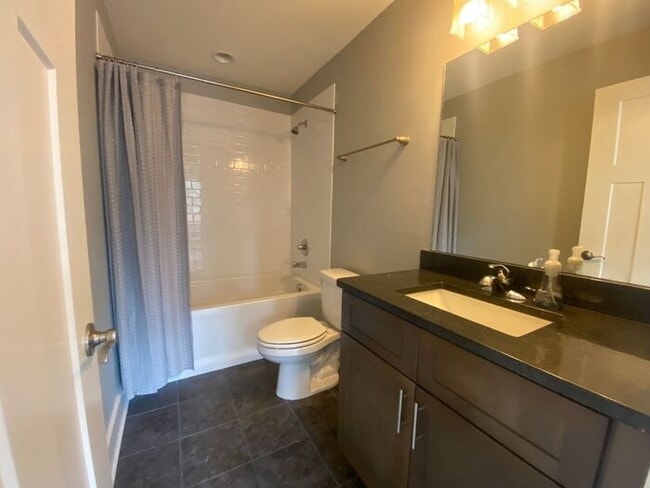 Building Photo - East Nashville Townhome For Rent!