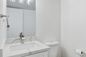 Building Photo - 4308 N Parkway Ave