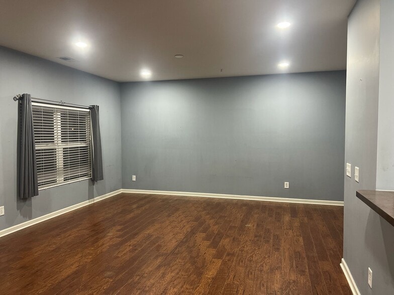 Building Photo - 12135 Scoria Dr