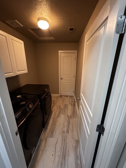 Building Photo - 2729 Fletch St