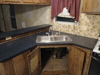 Building Photo - Sunny 3-Bedroom Home with 2 Baths and 1,500 Sq Ft in the Heart of Denmark – Only $850/mo