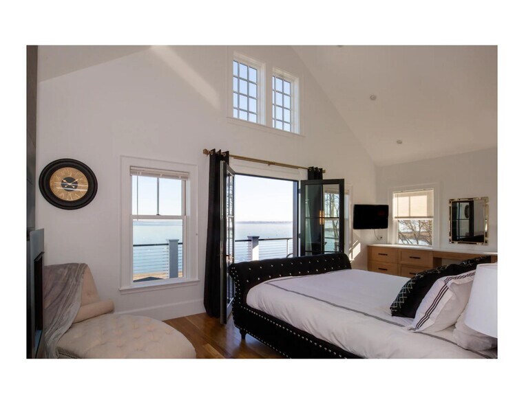 Building Photo - 153 Bayside Rd