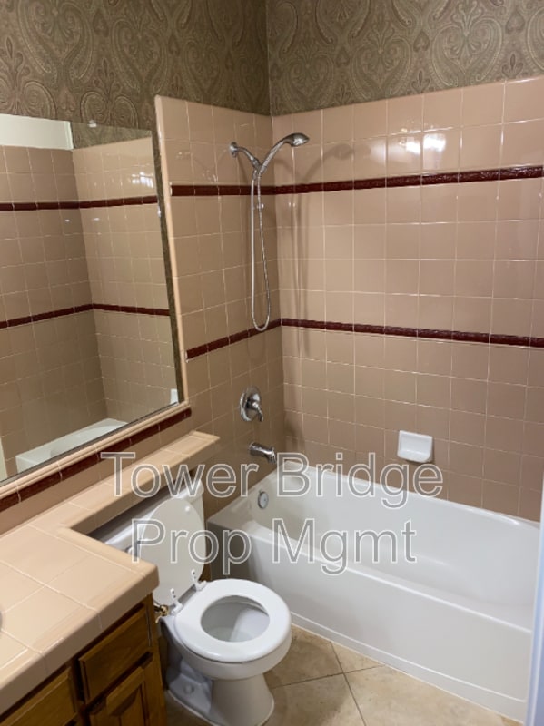 Building Photo - 10949 Bellone Way