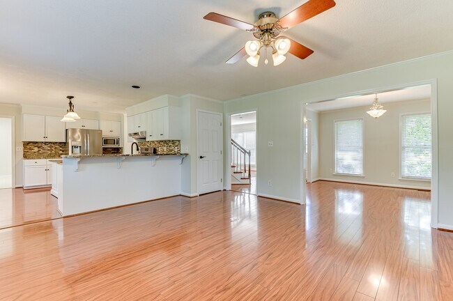 Building Photo - 4135 Fox Brush Dr
