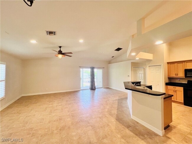 Building Photo - 3981 Bennett Ln