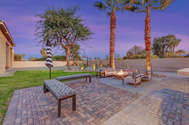 Building Photo - 41370 Sparkey Way