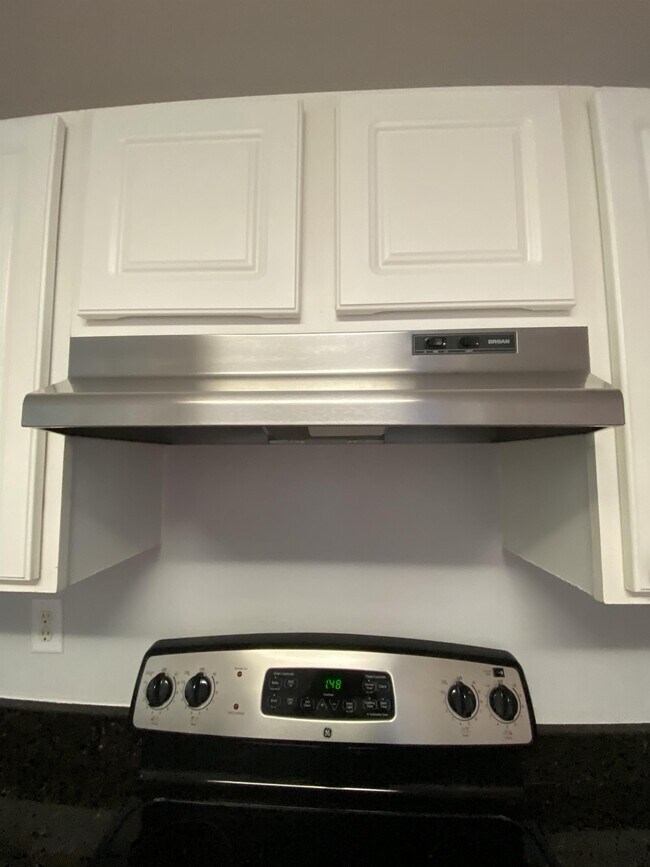 Building Photo - 4902 Tapestry Terrace