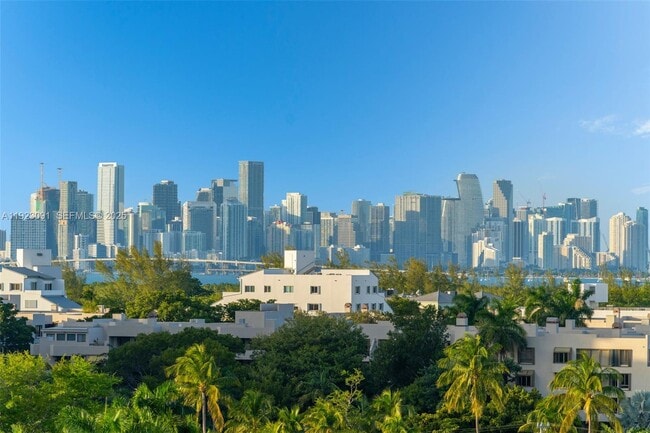 Primary Photo - 430 Grand Bay Dr